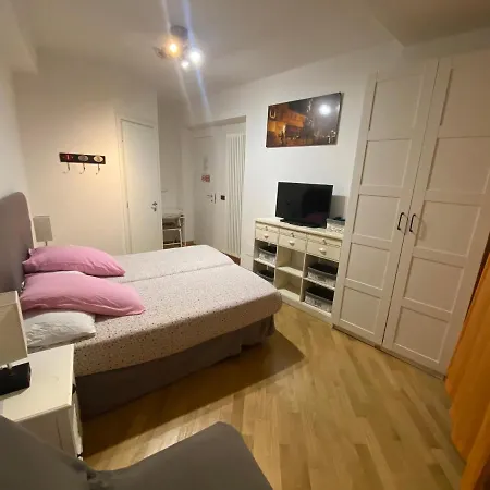 B&B And Home La Piazzetta Della Pioggia Guest house Bologna