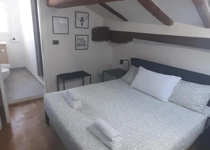 Maison d'hôtes And La Piazzetta Della Pioggia Bologne