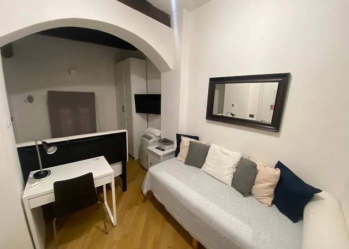 And La Piazzetta Della Pioggia 3* Bologne