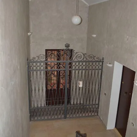 And La Piazzetta Della Pioggia 3*