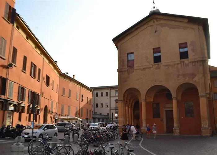 And La Piazzetta Della Pioggia Konukevi Bolonya