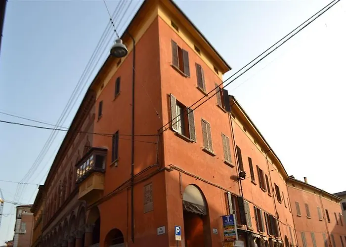 Pensionat And La Piazzetta Della Pioggia 3*
